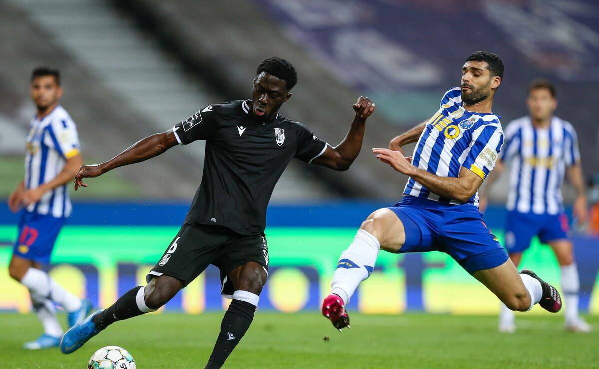 风云突变！布莱顿赛前单刀错失，葡超版图或变，赛场秩序良好，阵容厚度经受考验的简单介绍